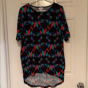 LuLaRoe Vibrant Geometric Short Sleeve Tee